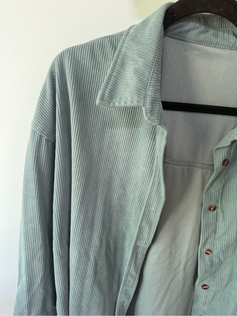 Light Sage Corduroy Button-Up Shirt Size Large - Picture 2 of 10